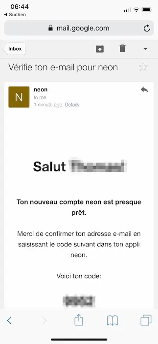 Email avec code de confirmation pour ouverture du compte